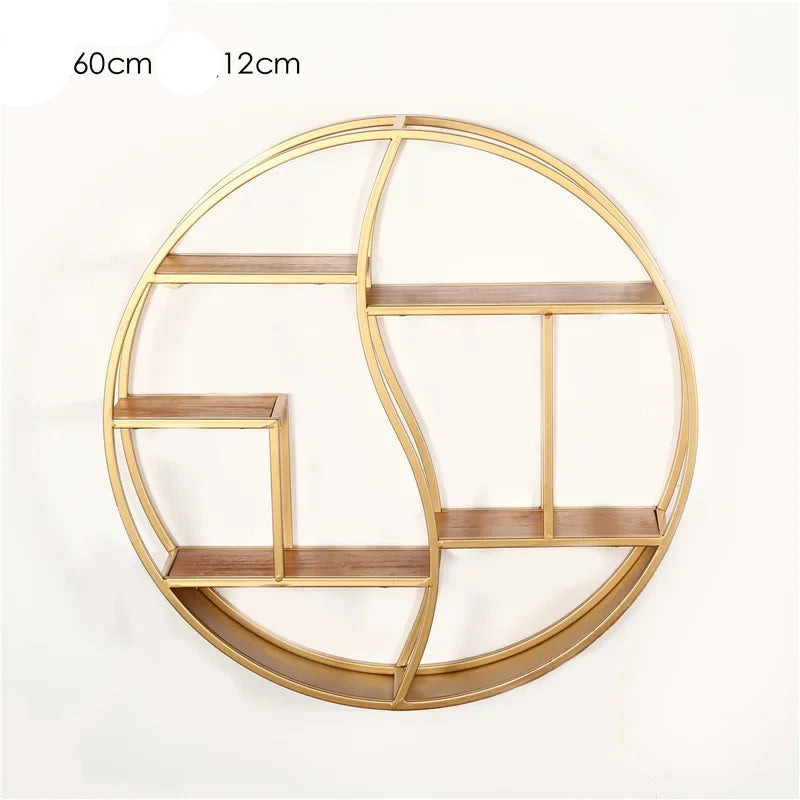 Etagère murale ronde noire en métal avec 6 tablettes en bois