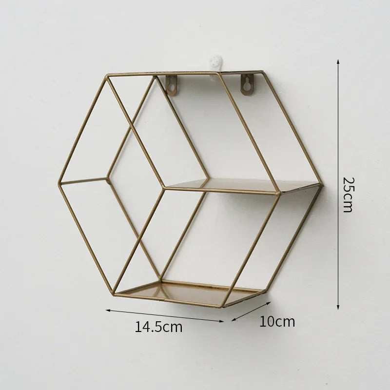 Etagère murale hexagonale en métal doré a 3 niveaux