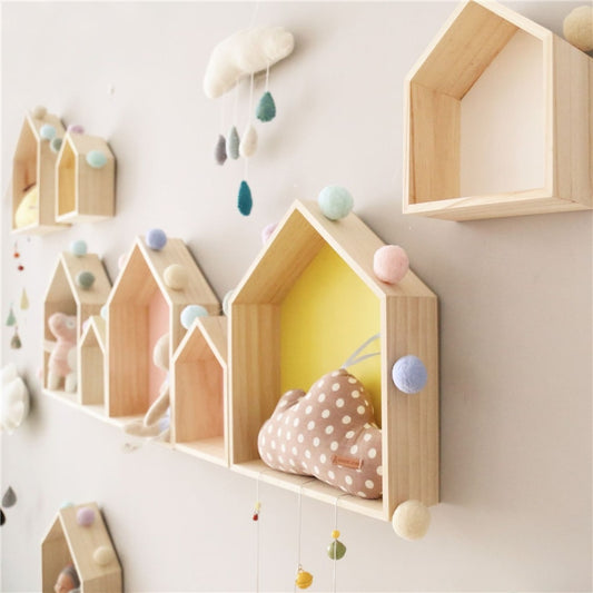 Etagère murale deco bois maisonette pour chambre bébé